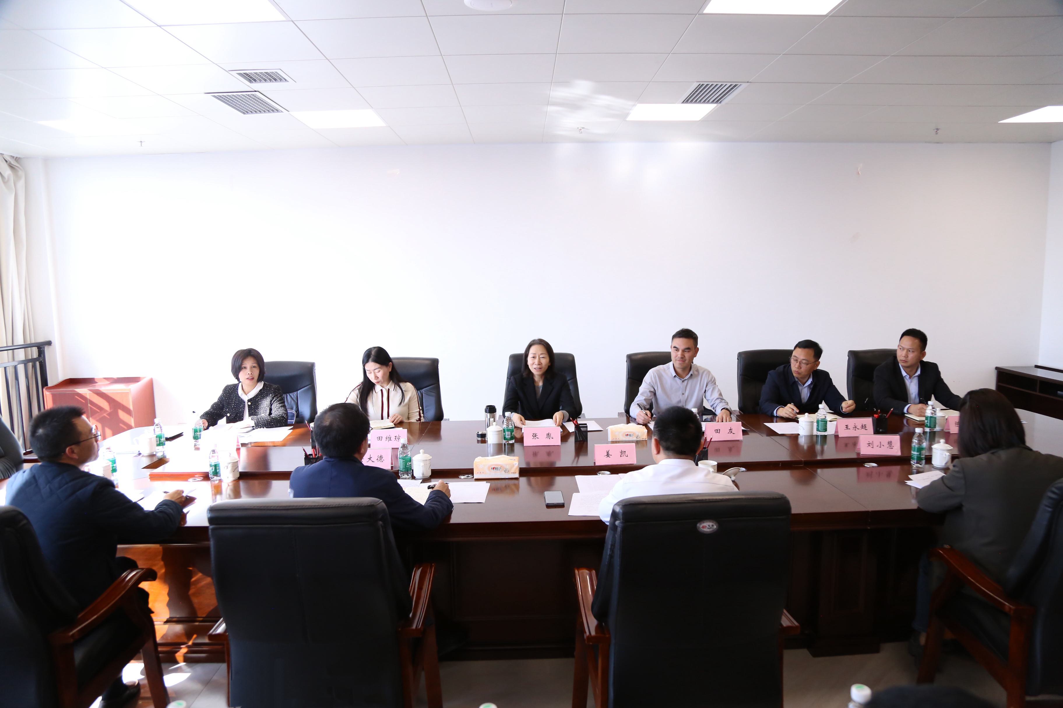 张胤到贵安新区公路管理局调研
